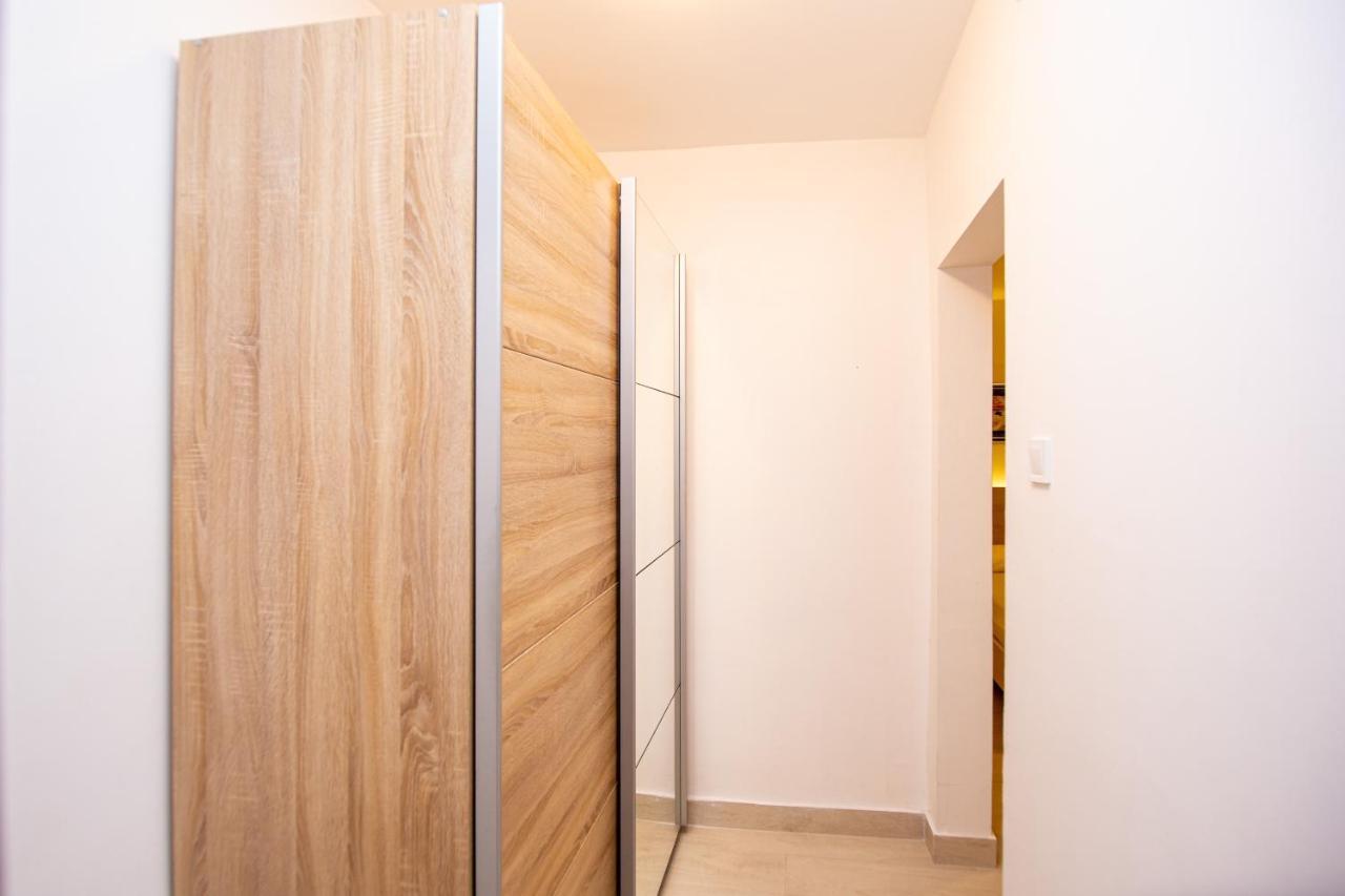 Apartment Novak Budva Bagian luar foto