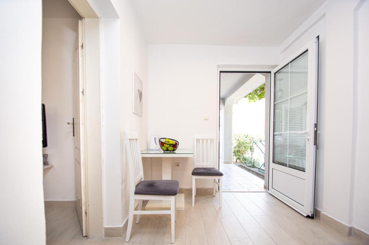 Apartment Novak Budva Bagian luar foto
